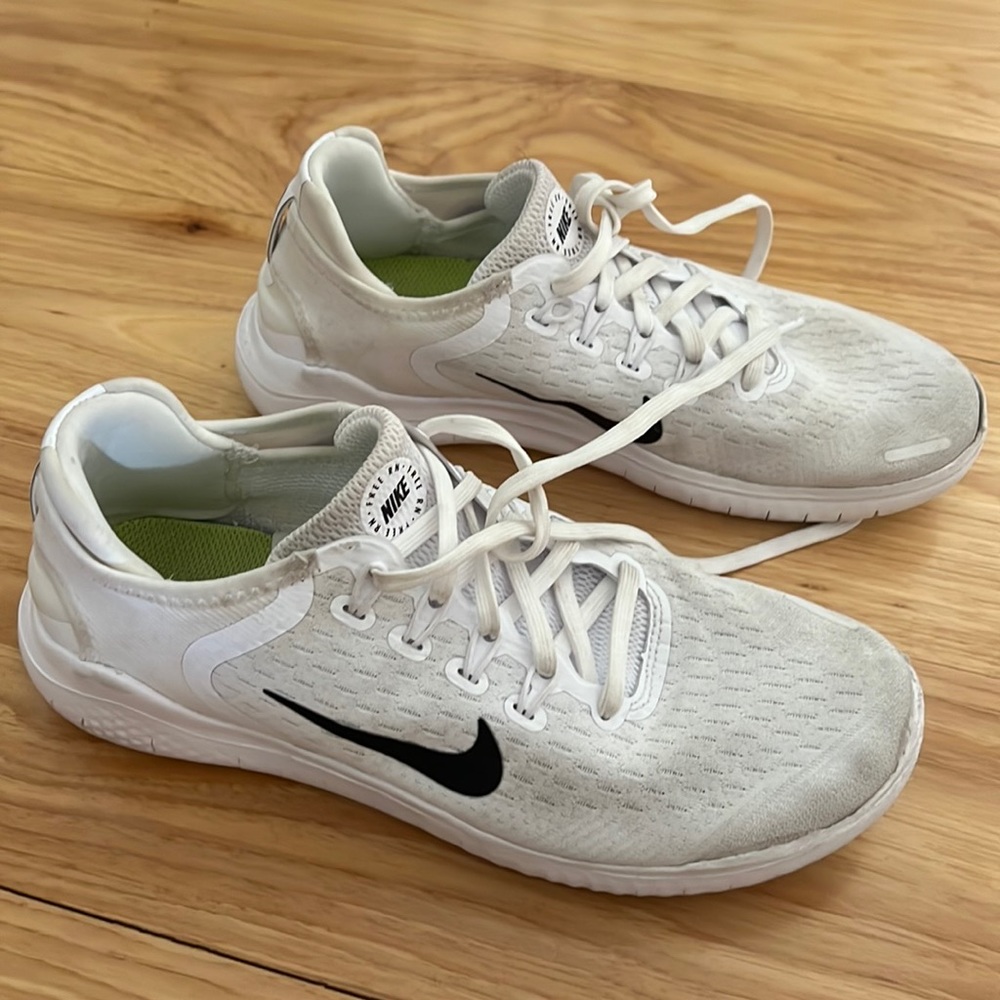Womens Nike running shoes size 8
